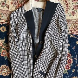 Ann Taylor Long sweater Sz M